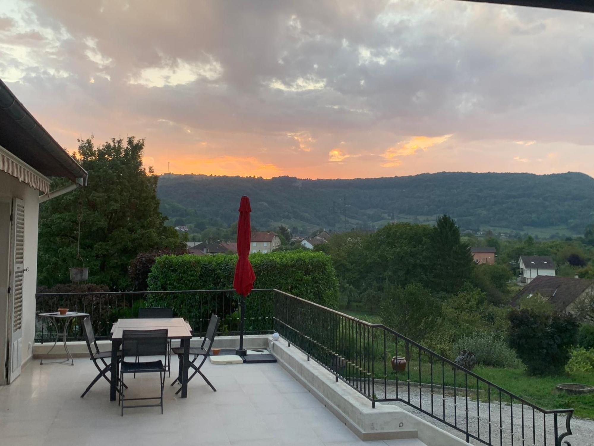 Longue Vue En Arbois B&B 외부 사진