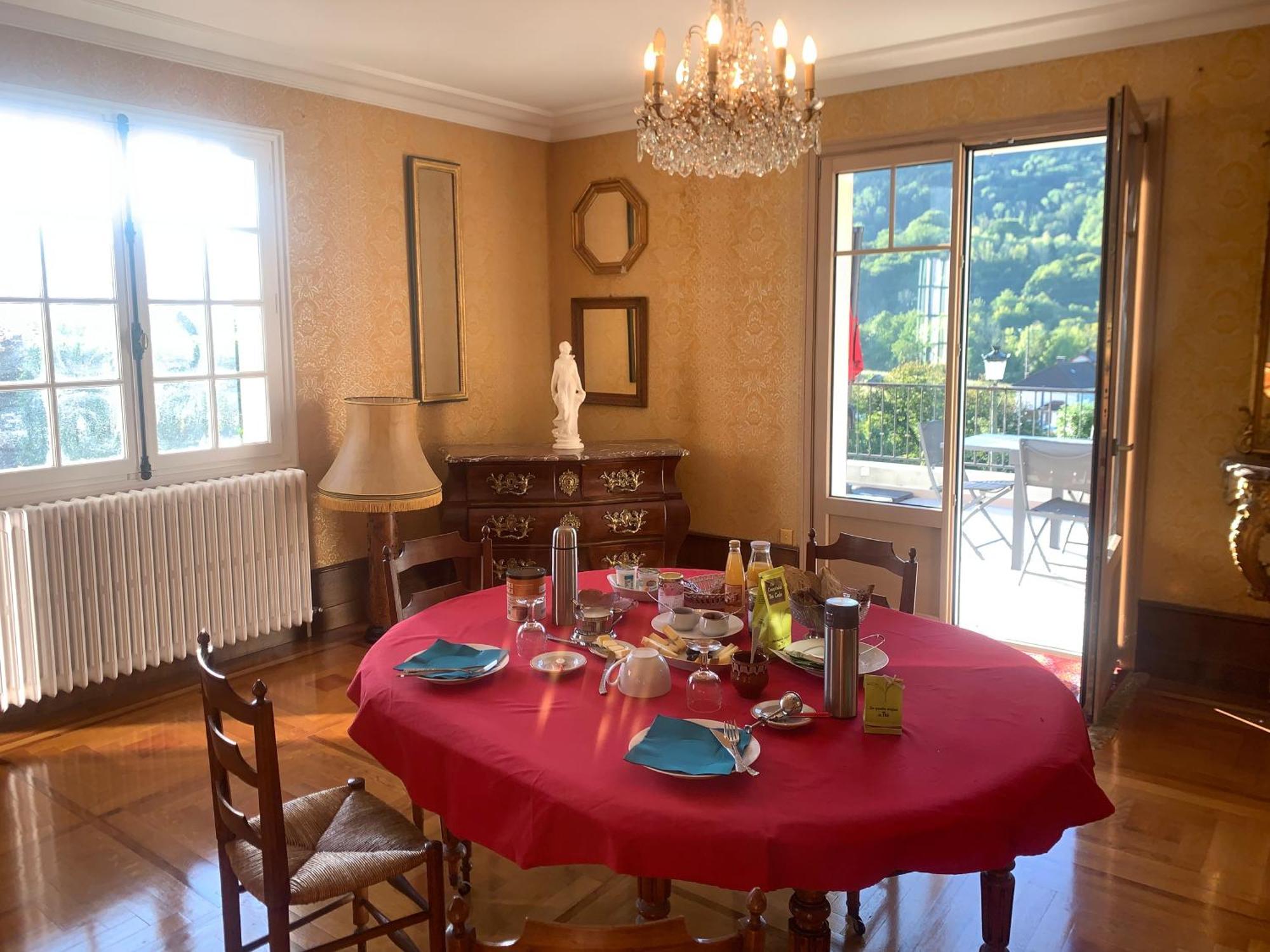 Longue Vue En Arbois B&B 외부 사진